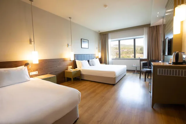غرفة عائلية بإطلالة على الحديقة، Kolin Hotel Spa & Convention Center 1/3