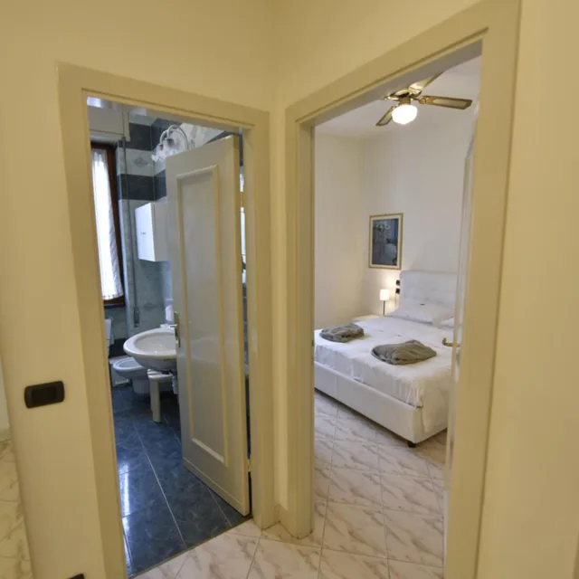 غرفة عائلية بحوض استحمام، HOTEL VILLA KINZICA 5/5