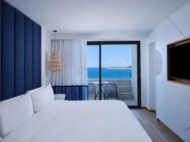 Premium - Sea view - Individual plunge pool، InterContinental Crete by IHG 3/6
