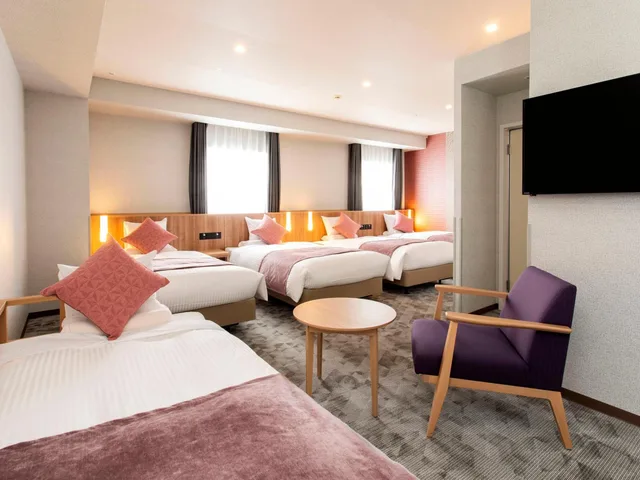 غرفة ديلوكس رباعية، Art Hotel Aomori 2/4