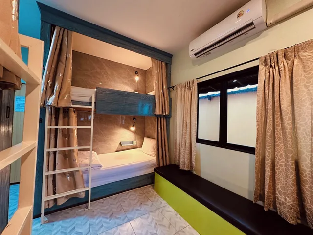 سكن مشترك مختلط بأسرّة بطابقين، The Luna Hostel 1/5