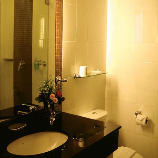 Deluxe, Maninarakorn Hotel 3/6