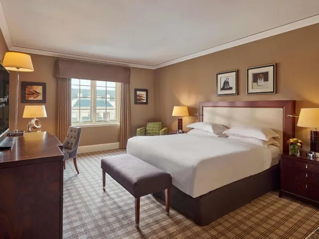 Atrium, King Bed، Fairmont St Andrews 1/3