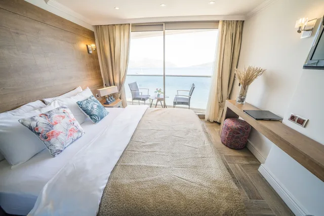 Standard, Double Bed, Sea View, Aurasia Beach Hotel 3/6