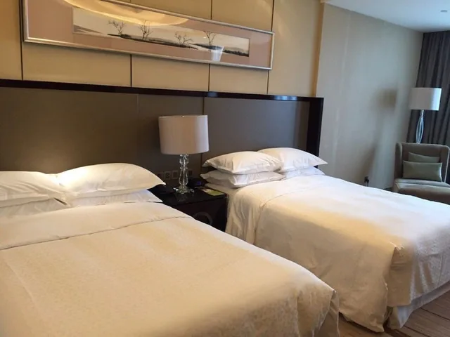 غرفة ديلوكس بسريرين منفصلين بإطلالة على المتنزه، FOUR POINTS BY SHERATON LANGFANG, GUAN 2/4