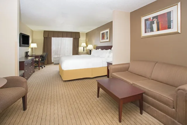 جناح بسرير كينج، Holiday Inn Express and Suites Minot 3/4