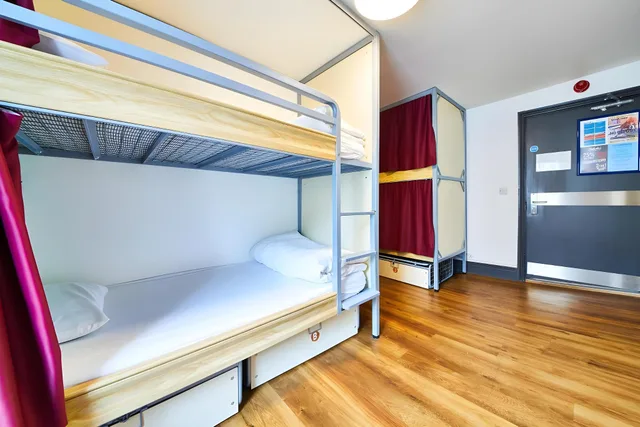 Female Dorm, Female Only, 10 Beds، St Christophers Inn Village London Bridge Hostel Ex Hostel St Christophers Village 1/3