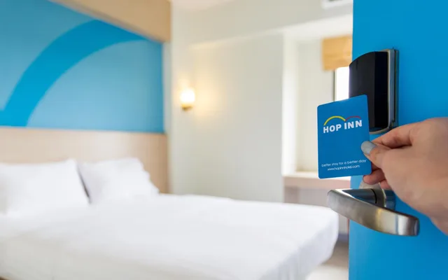 غرفة ديلوكس بسرير مزدوج، Hop Inn Hotel Aseana City Manila 6/9