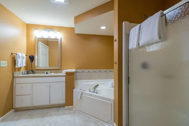 جناح بريميير بسرير كوين بغرفة نوم واحدة، Vacation Village At Berkshires 6/6