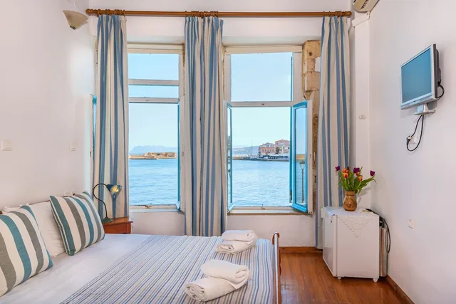 غرفة قياسية بسرير مزدوج بإطلالة على البحر، Amphora Hotel 5/5
