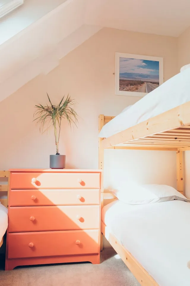 Room, Triple, 1 Single and 1 Bunk Bed, Shared Bathroom، Smarties Surf Lodge 2/4