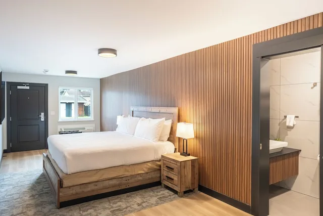 غرفة بريميوم بسرير كينج، Alpine Inn Abbotsford 7/10