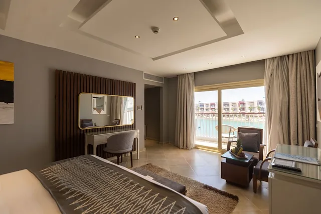 جناح بسريرين منفصلين بإطلالة على البحر بجاكوزي، SUNRISE Crystal Bay Resort Grand Select 4/5