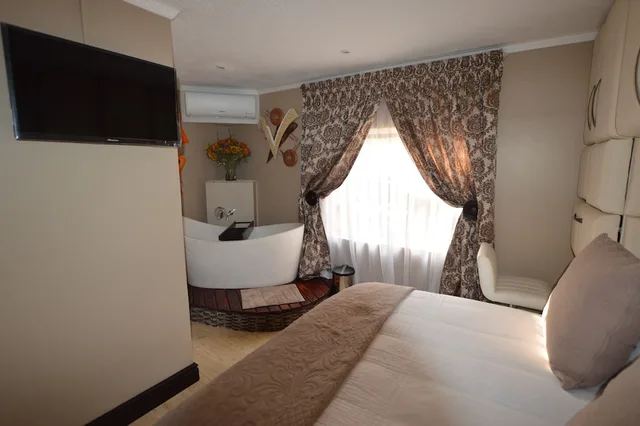 Petite, Comfort, Queen Bed، Kiwara Guesthouse 3/10