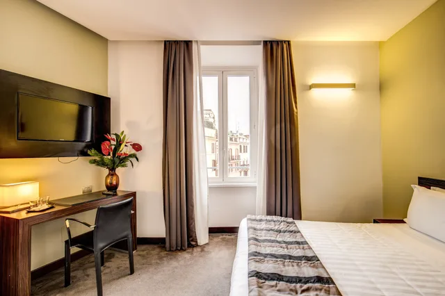 غرفة قياسية بسرير مزدوج، Hotel Trevi Collection 3/10