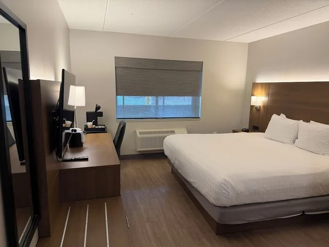 غرفة عائلية مفردة بسرير كينج مع أريكة، Superior Stay Hotel 2/7