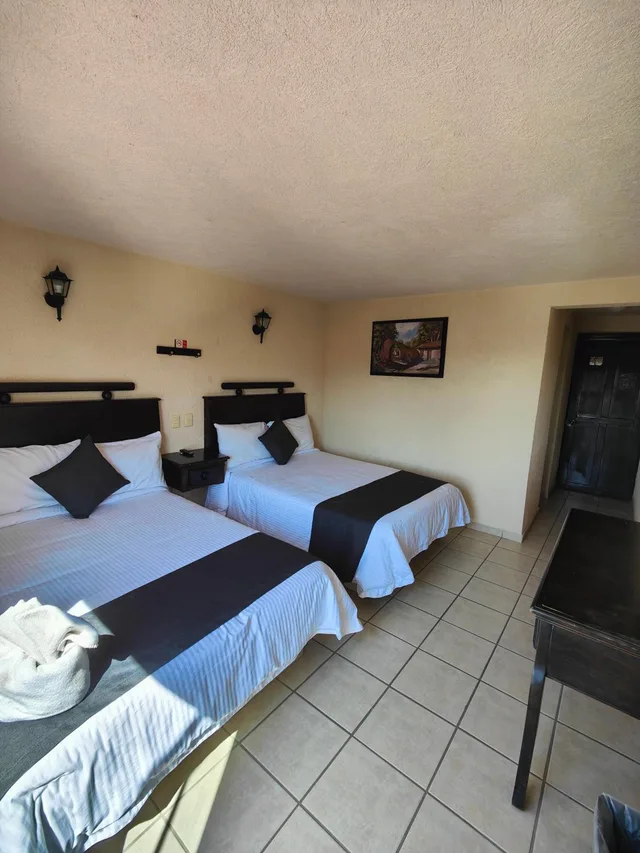 غرفة سوبيريور بسريرين منفصلين، Hotel 1988 Guanajuato Ex Hotel Villa Las Ranas 3/10