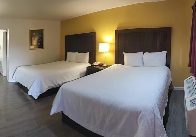 غرفة بسريرين كوين، Mission Inn and Suites 2/8