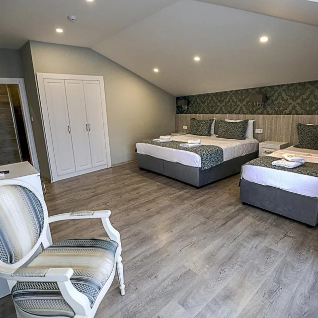 Room, Triple, Sea View, Balcony, Doa Suite Hotel 2/3