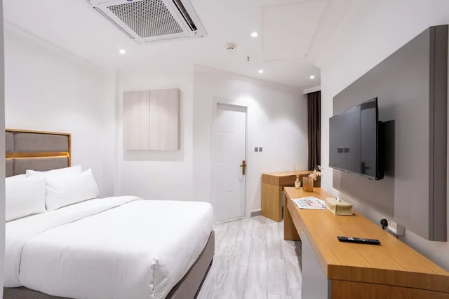 غرفة قياسية بسرير مزدوج، Plaza Athenee Hotel 1/10