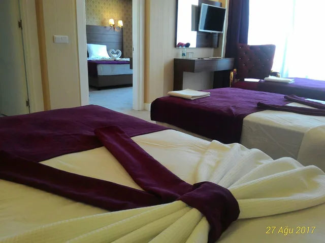 جناح، Bilgehan Hotel 1/1