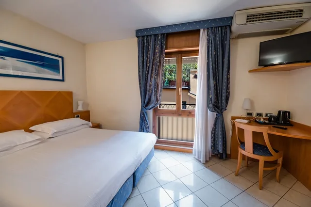 غرفة قياسية ثلاثية بثلاثة أسرّة، Albergo Centrale Bologna 2/10