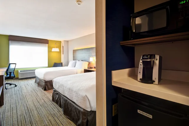 غرفة قياسية بسريرين كوين لذوي الإعاقة، Holiday Inn Express Newport North - Middletown 6/10