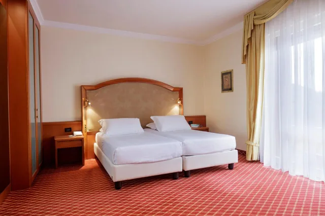 Superior, Double or Twin Bed, Pool Access، Hotel Sporting 3/10