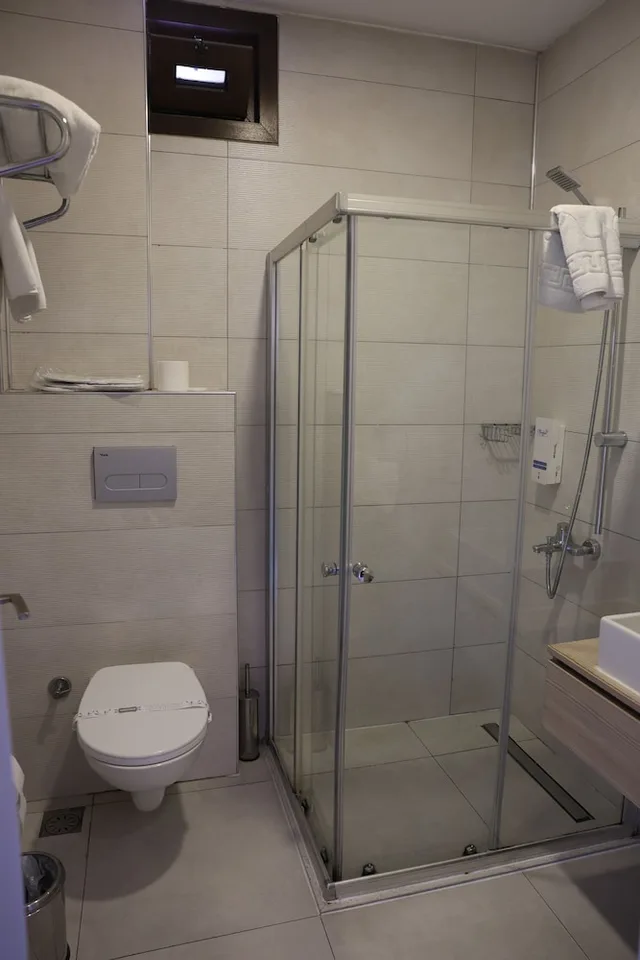 غرفة ديلوكس بسرير مزدوج، Sardinia Hotel 7/9