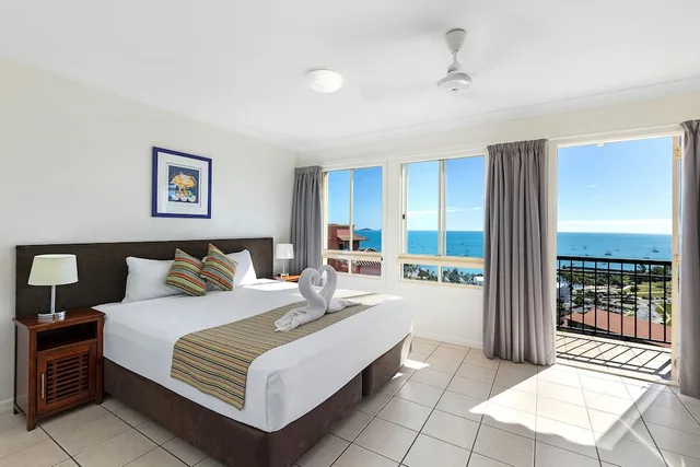 3 Bedrooms, Apartment, 2 Queen and Twin Beds, Two Story، MARTINIQUE WHITSUNDAY 2/8