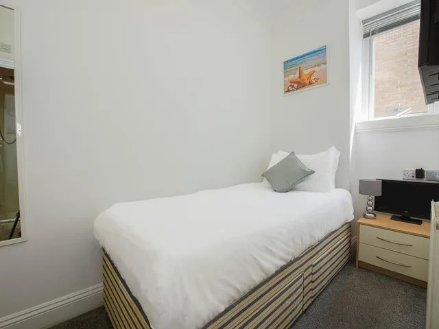 غرفة ديلوكس رباعية بسرير فردي، OYO The Pier Hotel 5/10