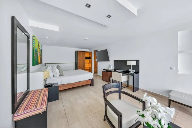 غرفة جونيور سوبيريور بسرير كينج مع أريكة، Hommage Hotel Residences 5/10