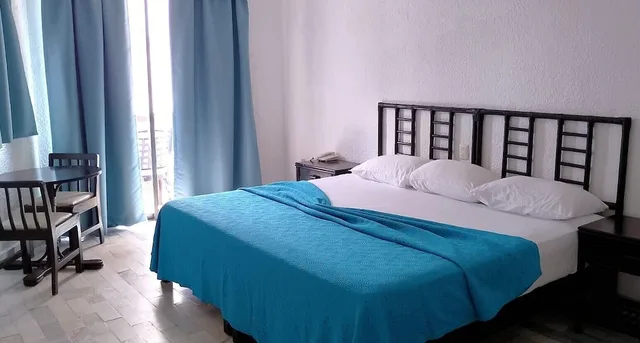 Imperial Las Perlas, Cancun 22/66