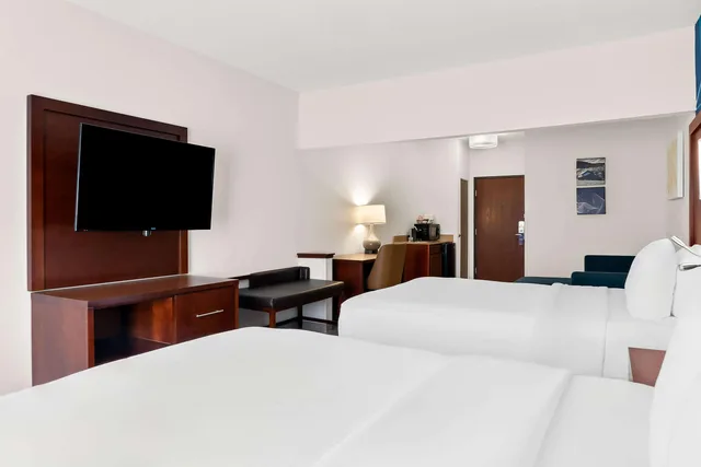 جناح بسريرين كوين مع أريكة، Holiday Inn Express & Suites Southfield - Detroit 3/6