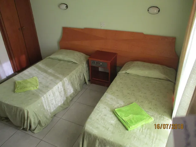 غرفة بسرير مزدوج بإطلالة على المدينة، Onisillos Hotel 5/9