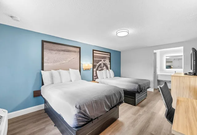 غرفة ديلوكس بسريرين مزدوجين للمدخنين، Super 8 By Wyndham Lantana West Palm Beach 5/10