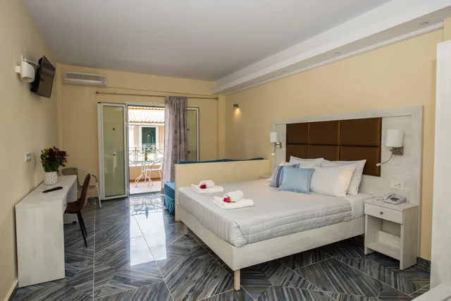 جناح جونيور بإطلالة على الحديقة، Amour Holiday Resort 2/4