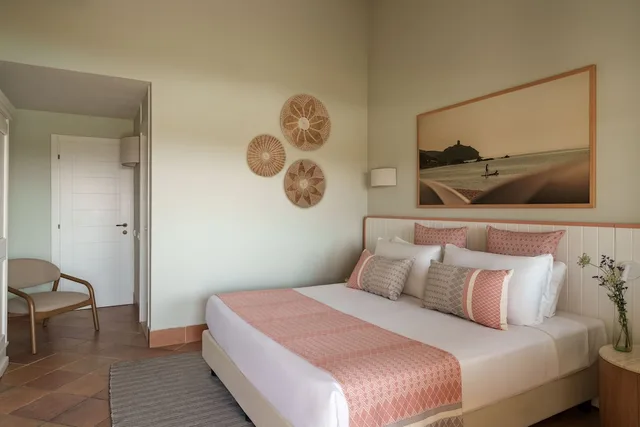Plus, Classic, Double Bed, Balcony، Chia Laguna - Hotel Village 3/8