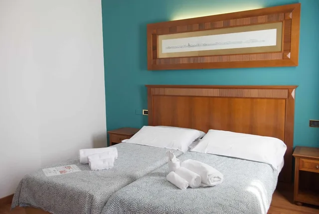 غرفة كلاسيكية بسرير مزدوج، Duca d 'Aosta 2/3