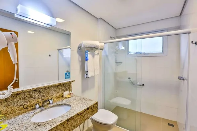 Luxury, Twin Beds, Comfort Hotel Mogi Guacu 5/6