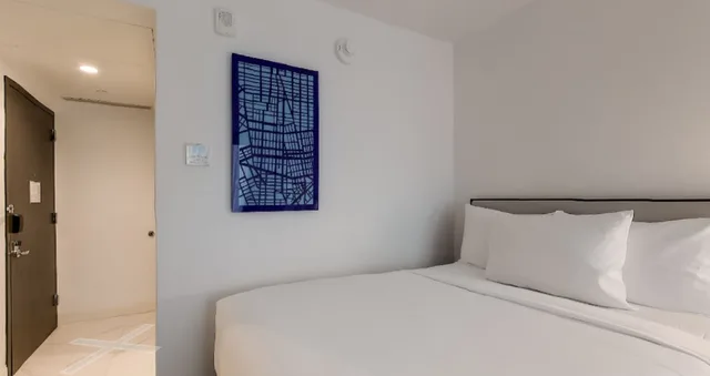 Connecting, King Bed, Large, Accessible, Best Western Premier Empire State Hotel 4/10