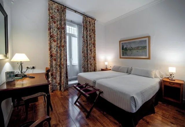 غرفة كومفورت بسريرين منفصلين، Hotel Simon 6/10