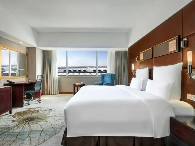 غرفة ديلوكس بسرير كينج بإطلالة، Pullman Guangzhou Baiyun Airport Hotel 6/8