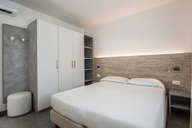 1 Bedroom, Apartment, Queen Bed, Sofa, Balcony, Cavalluccio Marino 4/8