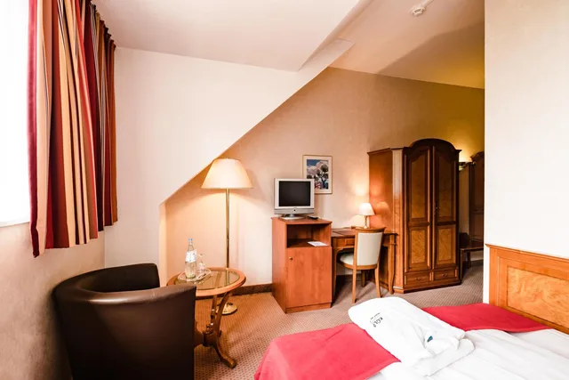 غرفة مفردة، Das 53 Hotel 2/3
