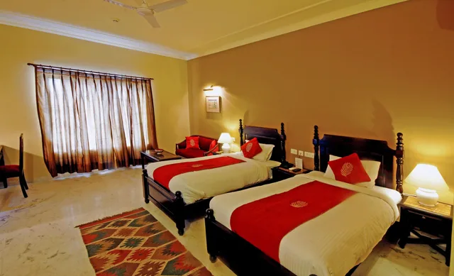 جناح صغير بسرير كوين، THE HADOTI PALACE BUNDI 1/10
