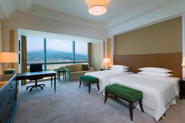 غرفة بسريرين مزدوجين بإطلالة على النهر، Sheraton Fuzhou Hotel 2/3