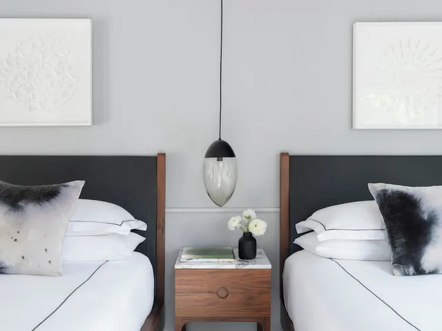 Premium, 2 Queen Beds, Atrium View, Terrace، Kimpton Virgilio 2/5