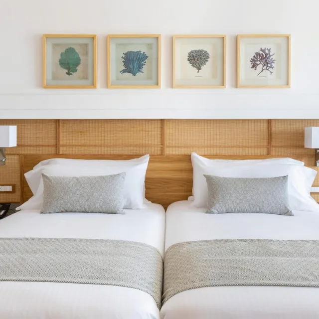 Room, Double Bed, Lateral Side Sea View، Riu Palace Tikida Taghazout 2/4