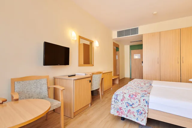 Premium, Sea Side, Balcony، Hotel Aurora Plava Laguna 3/5